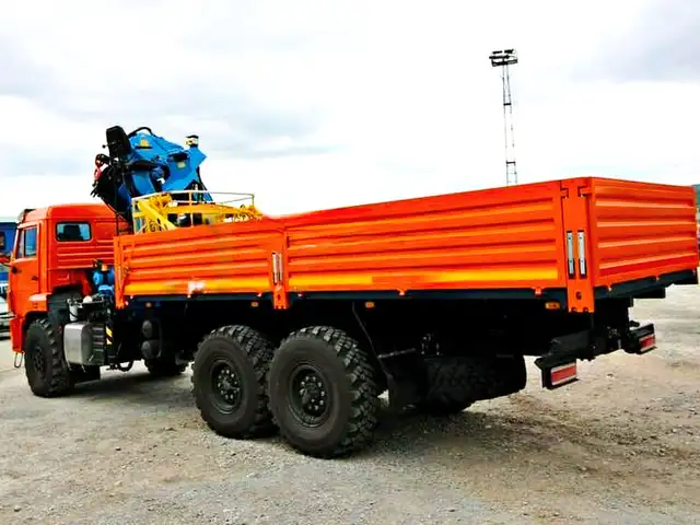 КАМАЗ 43118 бортовой с КМУ Инман ИМ 240