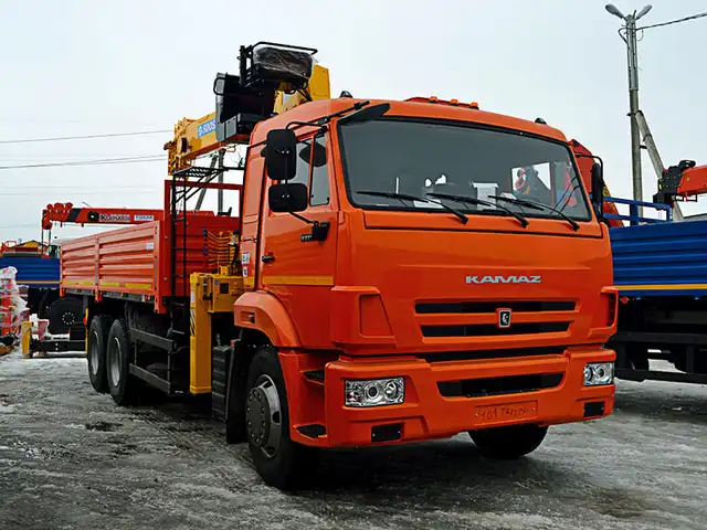 КАМАЗ 65115 бортовой с КМУ Soosan SCS 736