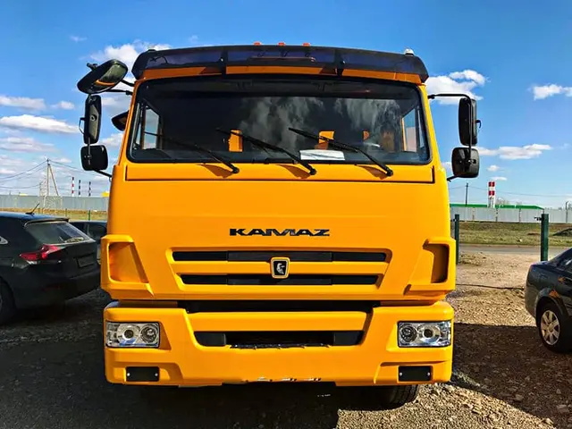 КАМАЗ 65116 самосвал