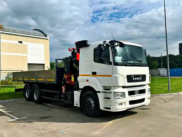 КАМАЗ 65207 бортовой с КМУ Fassi F215A.0.22